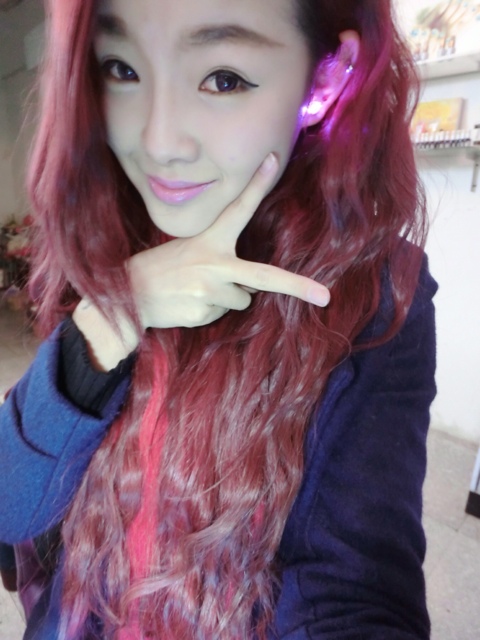 ต่างหูแฟชั่นมีไฟกระพริบสวยเก๋ฝุดๆเลย