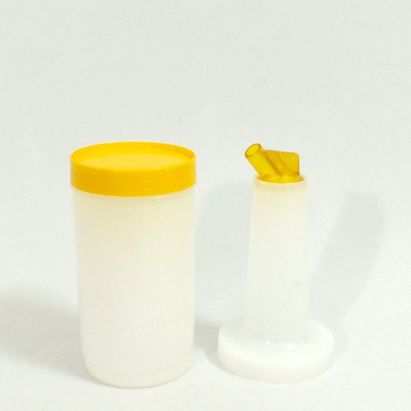 ขวดใส่น้ำผลไม้ ขนาด 1 ควอทซ์ สีเหลือง ( คอขาว ) 8020