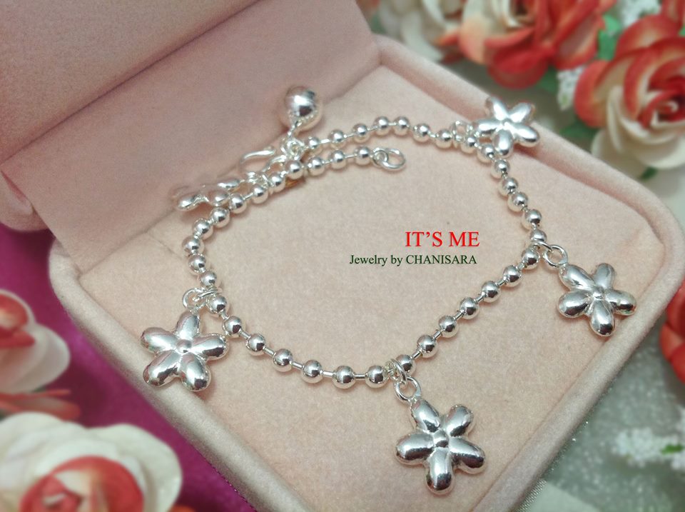 สร้อยข้อมือเงินแท้ ลายบอลห้อยตุ้งติ้งดอกไม้