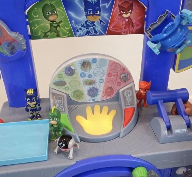 PJ Masks Saves The Day HQ 36-Inch Tall