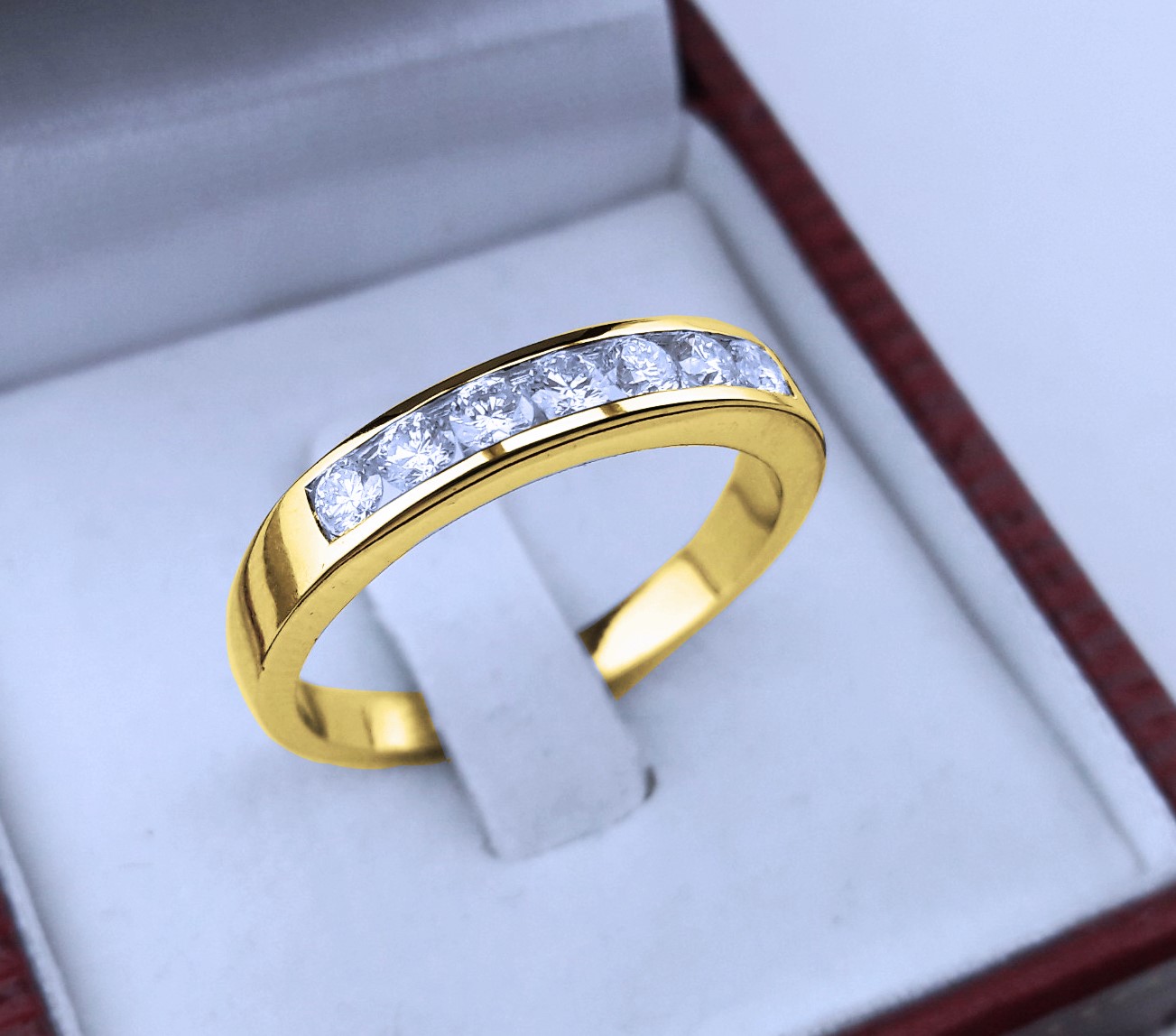 สั่งผลิตเพชรเบลเยี่ยมคัท แหวนแต่งงาน แหวนหมั้น ใส่เที่ยว ออกงาน แหวนทองคำ 18K เพชรแท้ 0.49 กะรัต 3.50 กรัม น้ำ 99 ราคาถูกมาก มีใบรับประกันค่ะ