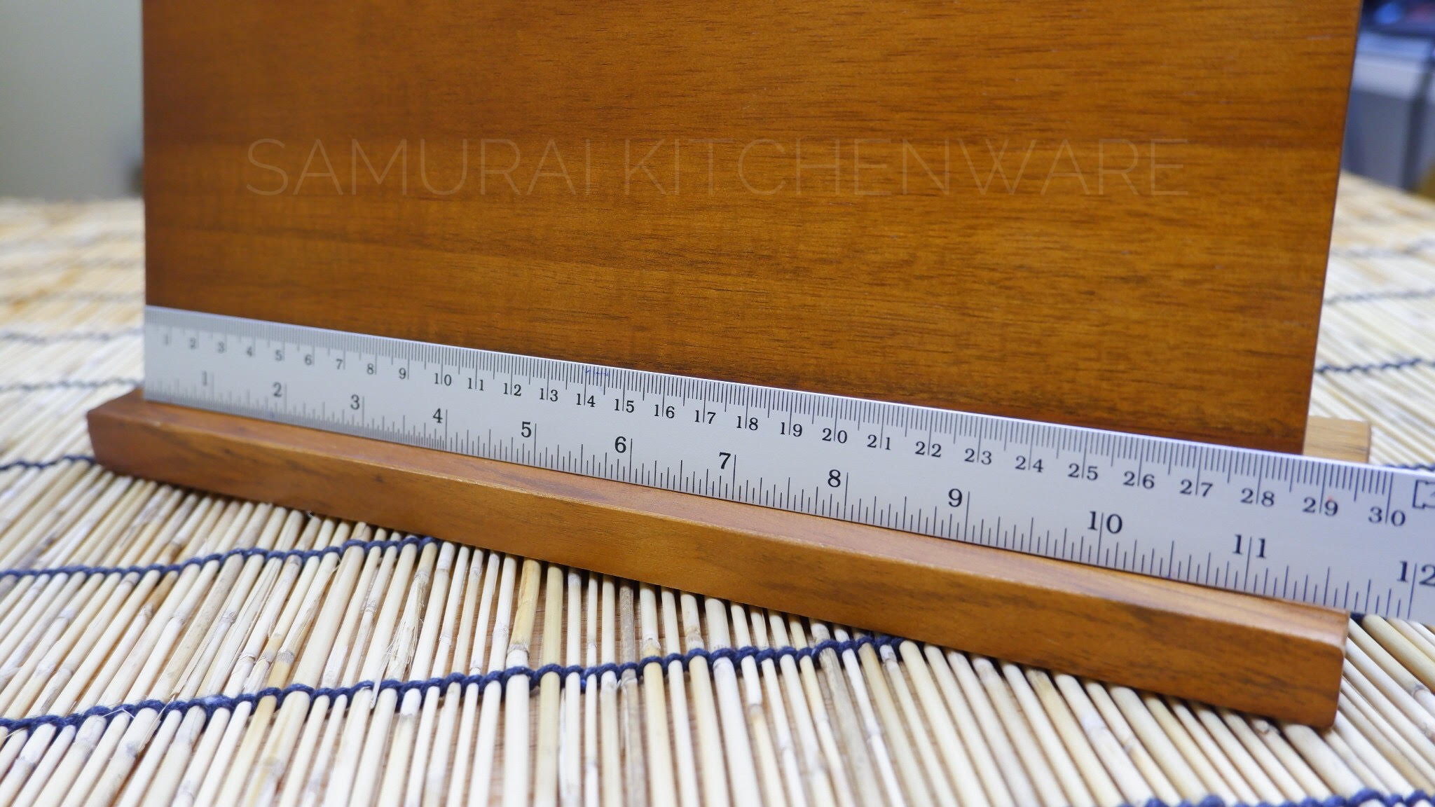 ที่เก็บมีด แม่เหล็ก KB-101