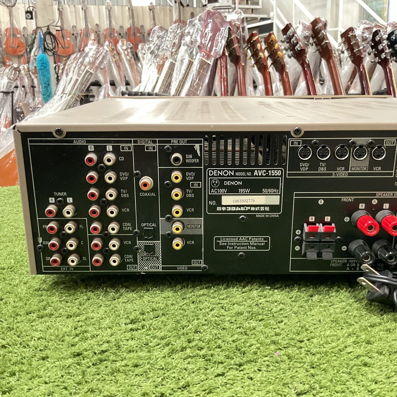 เครื่องขยายเสียง DENON : AVC-1550