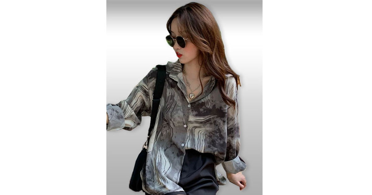 เสื้อแฟชั่นแต่งลายสวยเก๋ รหัส 2395