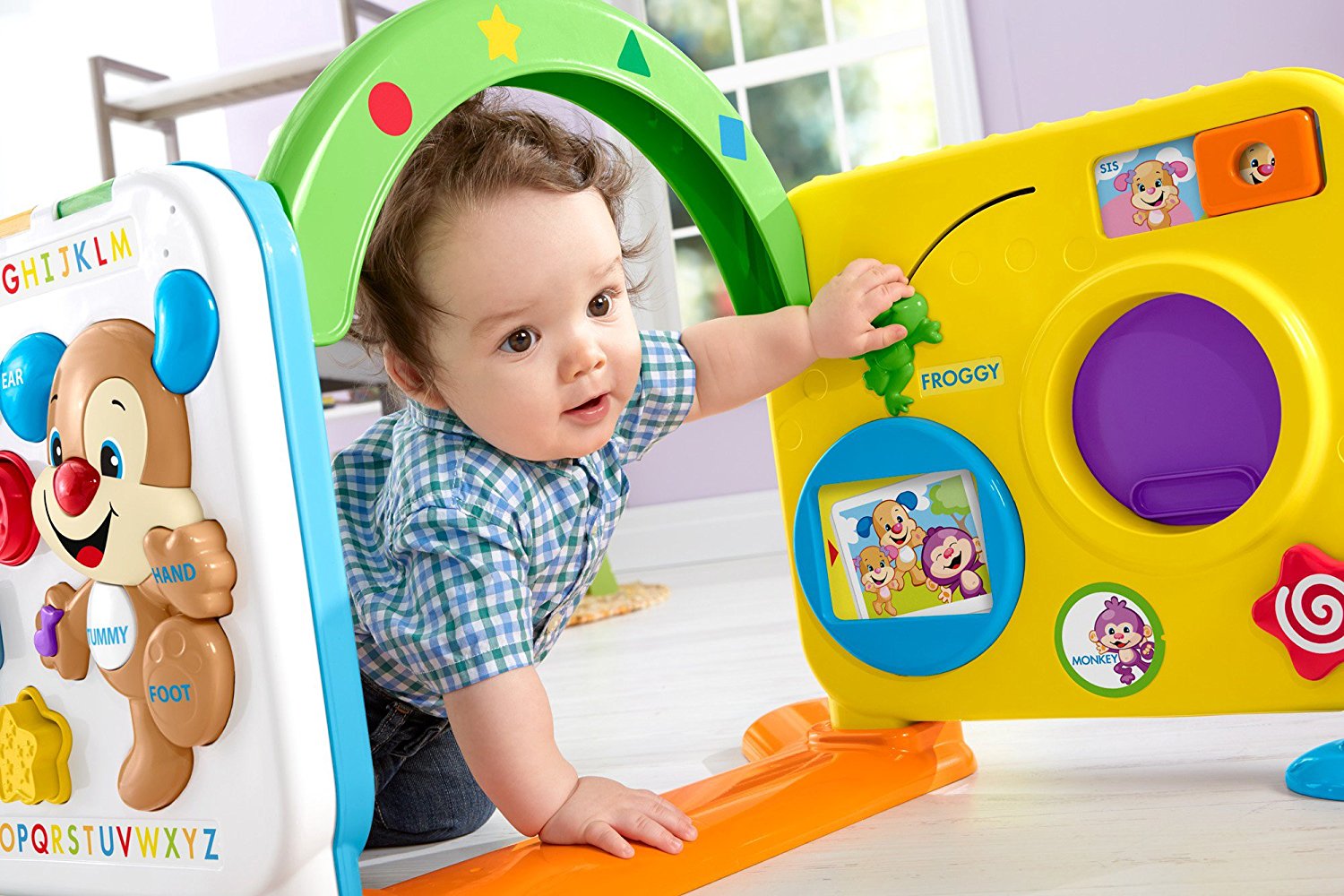 ของเล่นรุ่นใหม่ล่าสุด Fisher-Price Laugh & Learn Crawl-Around Learning Center