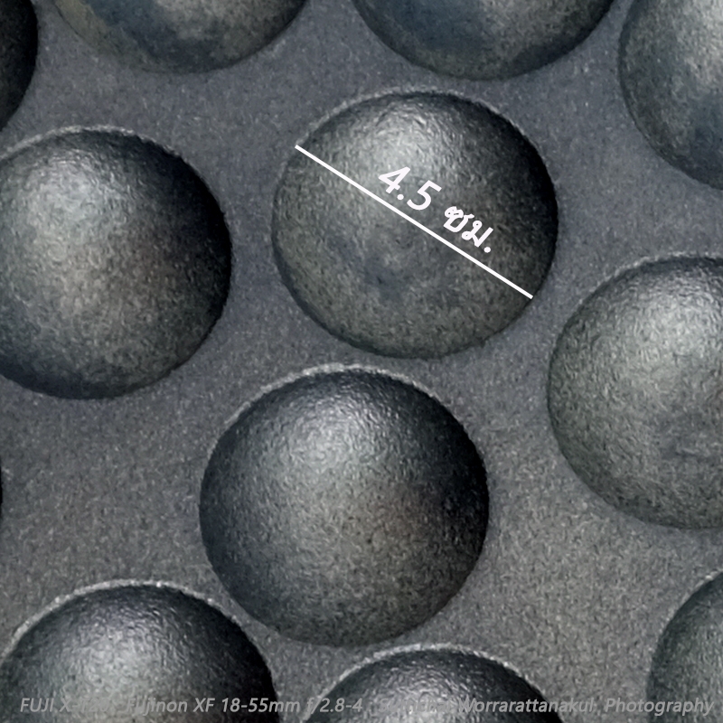 กระทะขนมครกเหล็กหล่อ 28 หลุม