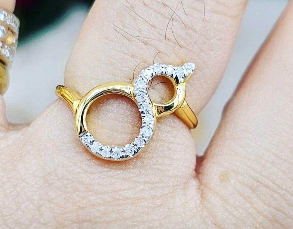 พร้อมส่งและสั่งผลิตแหวนเพชรกุหลาบน้ำเต้าดูดทรัพย์ เงินทองไหลมาเทมาไม่รู้จบ แหวนแต่งงาน แหวนหมั้น ใส่เที่ยว ออกงาน แหวนทองคำ 9K เพชรแท้ 0.08 กะรัต 16 เม็ด ราคาถูกมาก ส่งฟรี