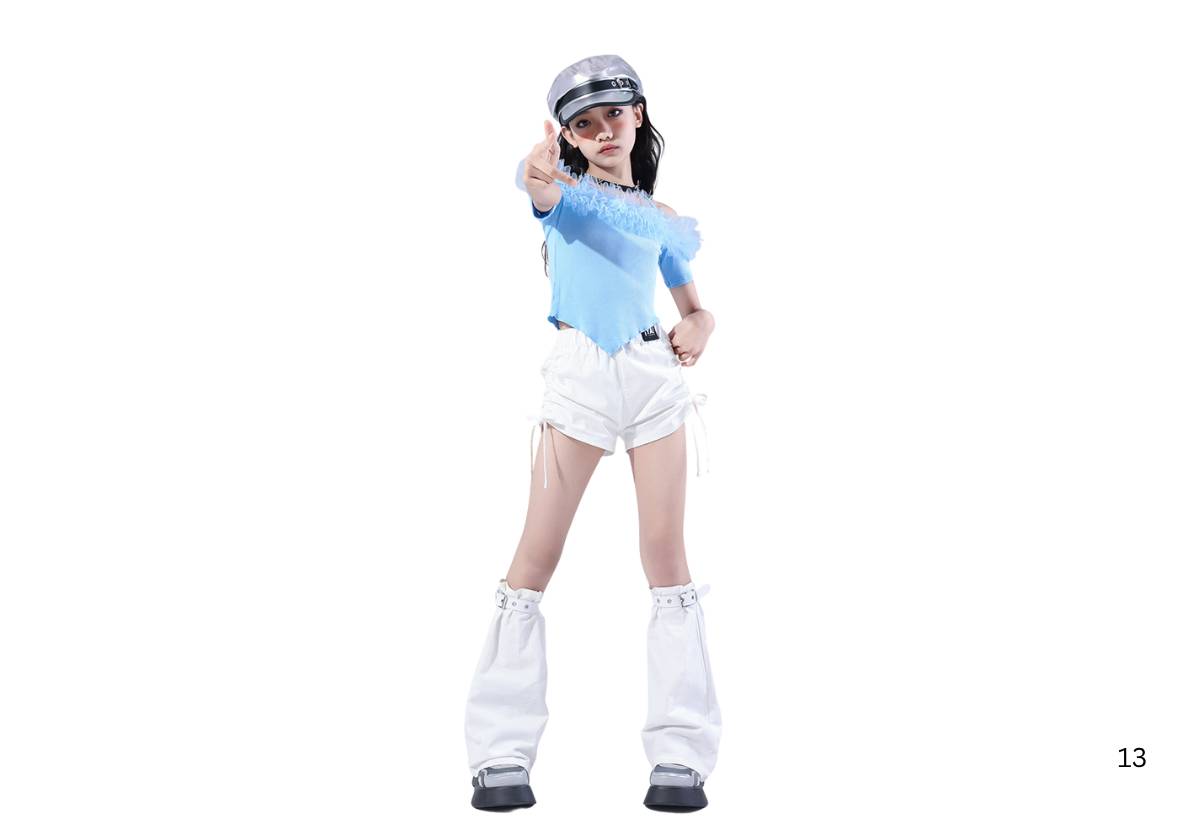 พร้อมส่ง ชุดเต้นเด็กผู้หญิง แฟชั่นเกาหลี สีฟ้าขาว สไตล์ K-pop ฮิปฮอป แขนเปิดไหล่ + กางเกงขาสั้น พร้อมปลอกขา