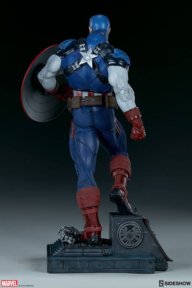 Sideshow Collectibles - Captain America Premium Format™