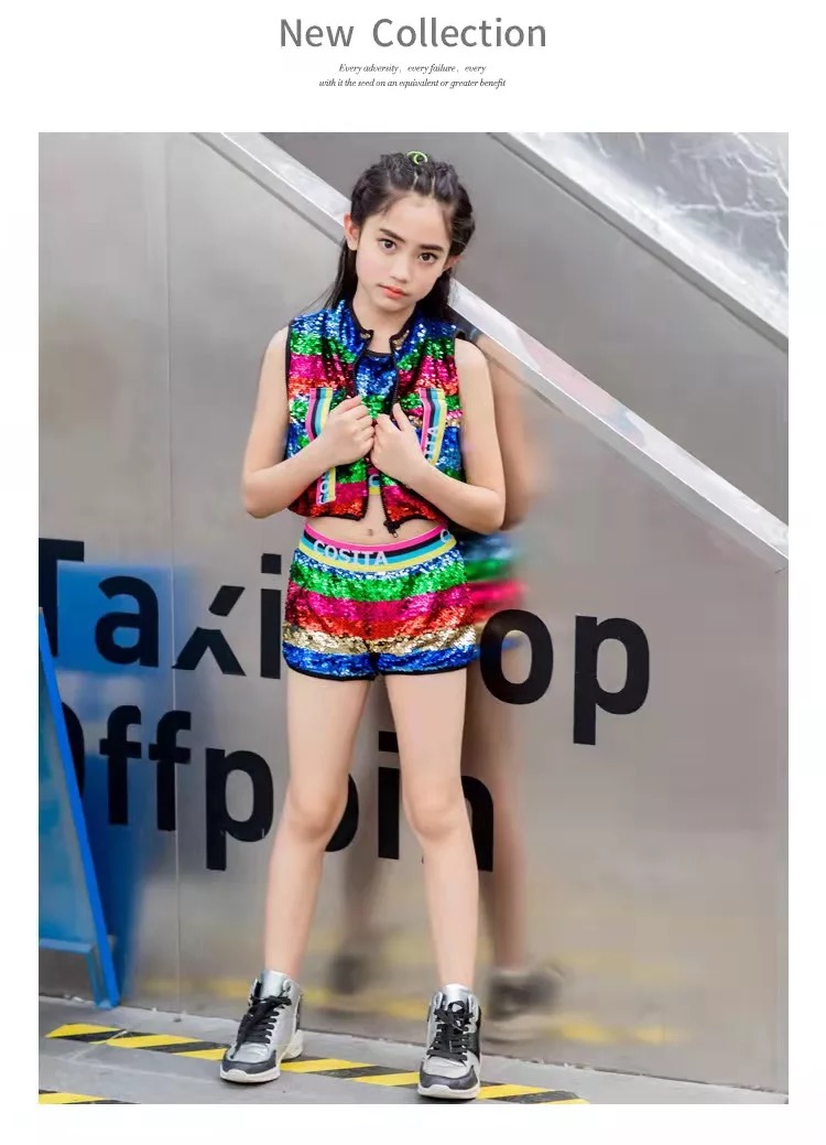 ชุดเต้น ชุดการแสดง เซ็ตแขนกุด ปักเลื่อม ลายตุ๊กตา สีรุ้ง