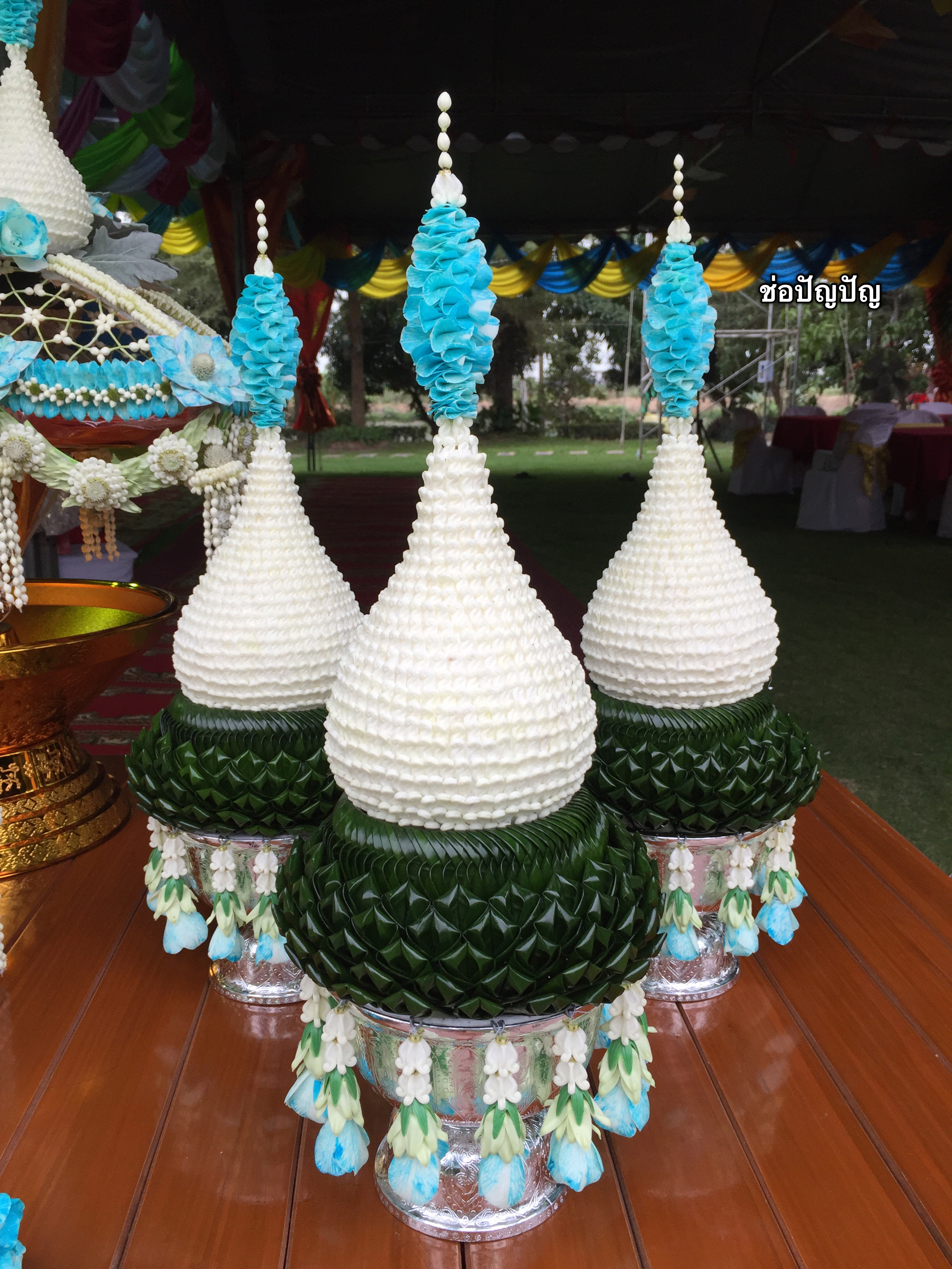 ชุดเครื่องบวชดอกไม้สด โทนสีฟ้า ส่งงานธีระฟาร์ม อ่างทอง