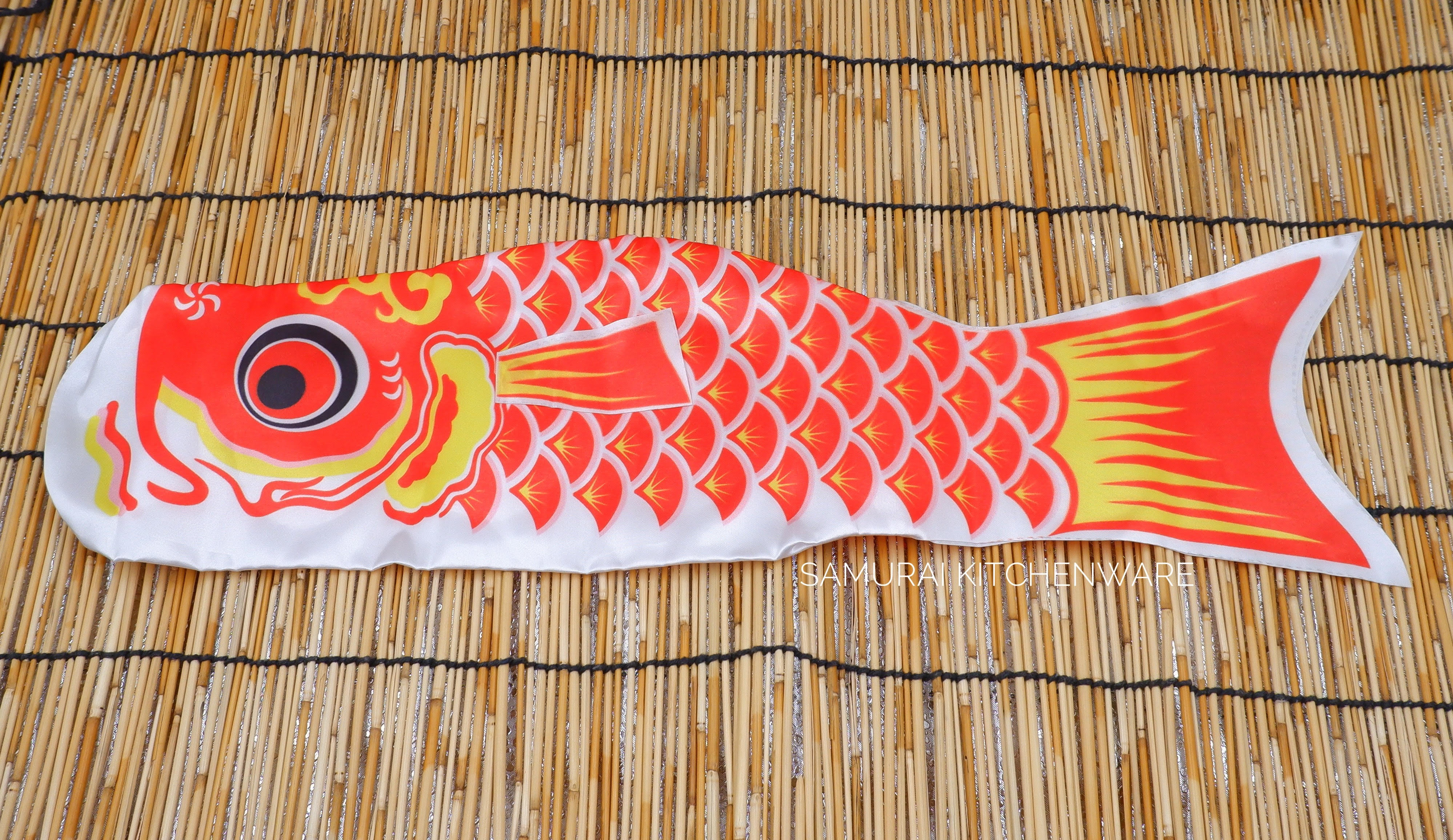 ธงปลาคราฟ สีแดง (120 cm.)