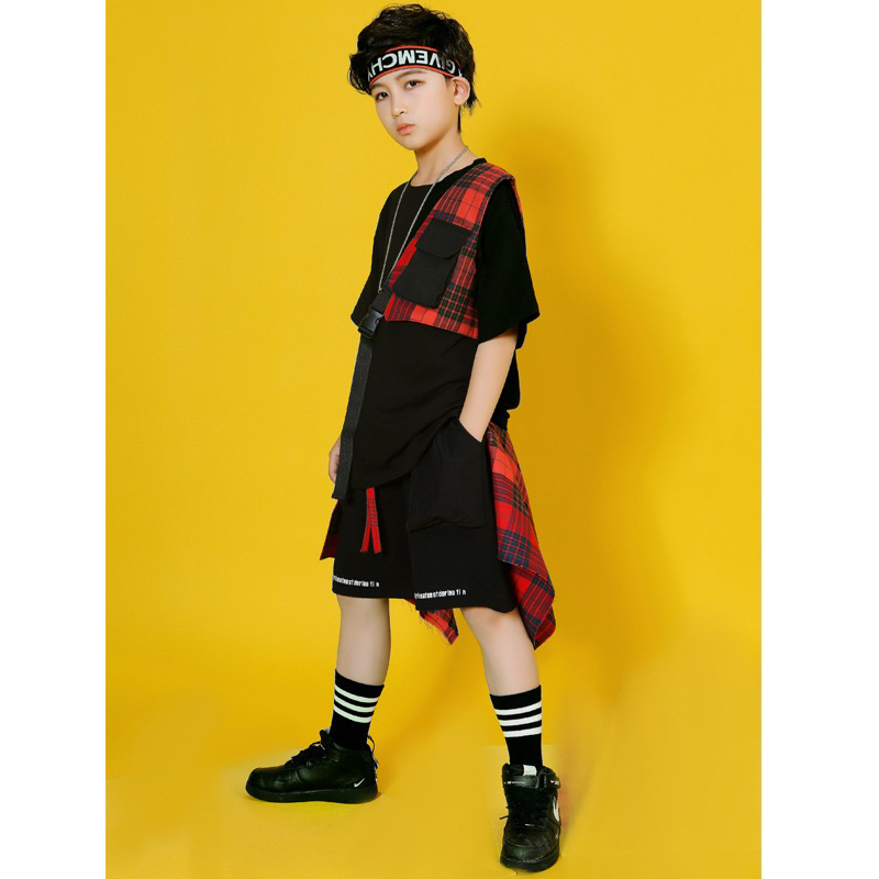 ชุดเต้น ชุดเชียร์ เซ็ท สีดำแดง ลายสก๊อต แขนสั้น+กระโปรง