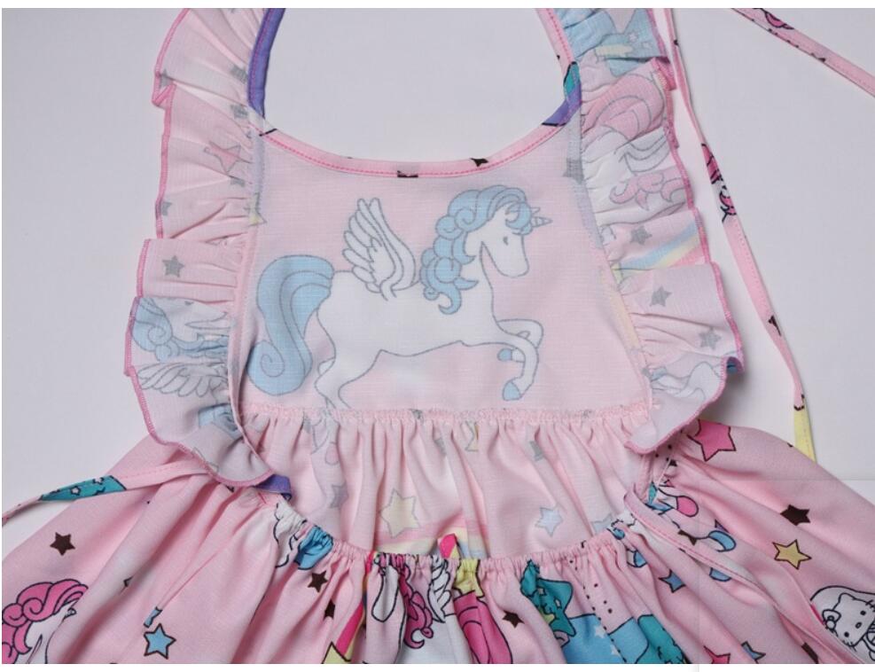 เดรสยูนิคอน สีเขียว เปิดหลัง