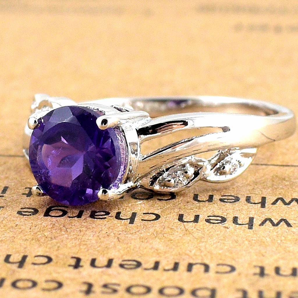 แหวนเงินแท้ราคาถูกชุบทองคำขาว แอมิทิสต์แท้ 1.25 กะรัต เพชรCZ 0.028 กะรัต งานประณีตสวยงาม สั่งผลิตค่ะ