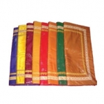 อาสนะนั่งแถบทองอย่างดี