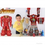 Marvel Avengers: Infinity War 33-inch Hulkbuster Ultimate Figure HQ Playset Toy