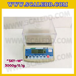 เครื่องชั่งดิจิตอล ทศนิยม 1 ตำแหน่ง SKY-W 3000gx0.1g เครื่องชั่งละเอียดสูง3000g เครื่องชั่งน้ำหนัก3000g ตาชั่ง3000กรัม ตาชั่งดิจิตอล3000กรัม พิกัดน้ำหนัก 3000g ความละเอียด 0.1g ยี่ห้อ JADEVER รุ่น SKY-W (เครื่องชั่งมีใบผ่านตรวจรับรองจากสำนักชั่งตวงวัด)