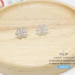 ต่างหูเงินแท้92.5% ต่างหูเกร็ดหิมะ ประดับเพชร cz เพชรเล่นแสงดีมากๆ ค่ะ งานสวยค่ะ (เรือนเงินแท้)