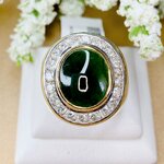 หยกพม่าเนื้อดีสีสวยเม็ดใหญ่หายาก หยกพม่าเกรด a ธรรมชาติ เนื้อหยกและสีกยก ไม่ผ่านการปรับปรุงคุณภาพ หยกสวยด้วยเนื้อของหยกเองเลยค่ะ ราคานี้หยกเม็ดนี้เม็ดเดียวก็คุ้มแล้วค่ะ