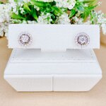 ต่างหูเพชรเม็ดเดี่ยวไซส์ 30ตัง ล้อมเพชรบริวารรอบ ถอดแจ๊คเกตออกได้ สามารถใส่ได้ 2 แบบ เหมือนมีต่างหู 2 คู่ เริ่ด