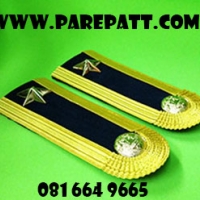บ่าชุดขาวนายร้อย+ดาว ชาย ราคา 440 บาท