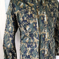 ชุดดิจิตอลลายพรางอส ราคา 1100 บาท