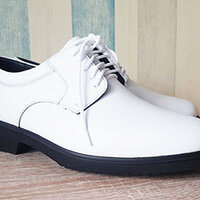 รองเท้าคัชชูสีขาวหนังวัว เบอร์ 40 ราคา 1200 บาท