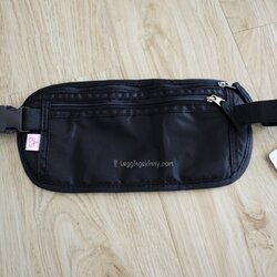 กระเป๋าคาดเอว แบบมี RFID Blocking สีดำ