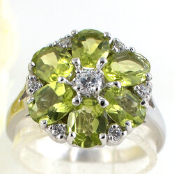 แหวนเงินแท้ราคาถูกชุบทองคำขาว เพอริดอทแท้ 2.04 กะรัต เพชรCZ 0.41 กะรัต งานประณีตสวยงาม สั่งผลิตค่ะ