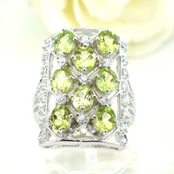 แหวนเงินแท้ราคาถูกชุบทองคำขาว เพอริดอทแท้ 3.60 กะรัต เพชรCZ 0.575 กะรัต งานประณีตสวยงาม สั่งผลิตค่ะ