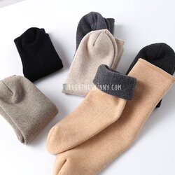 ถุงเท้าญี่ปุ่นบุขนกำมะหยี่กันหนาว สไตล์ Muji มี 6 สี