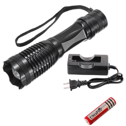 ไฟฉาย LED Ultrafire รุ่น E6 12W 1800Lm CREE XM-L-U3 LED Zoom พร้อมที่ชาร์ตถ่านและถ่านชาร์ต