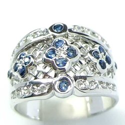 แหวนเงินแท้ราคาถูกชุบทองคำขาว ไพลินแท้ 0.96 กะรัต เพชรCZ 0.20 กะรัต งานประณีตสวยงาม สั่งผลิตค่ะ