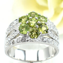 แหวนเงินแท้ราคาถูกชุบทองคำขาว เพอริดอทแท้ 2.45 กะรัต เพชรCZ 0.63 กะรัต งานประณีตสวยงาม สั่งผลิตค่ะ