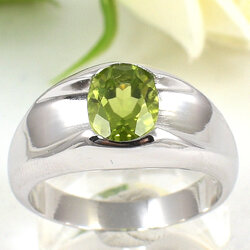 แหวนเงินแท้ราคาถูกชุบทองคำขาว เพอริดอทแท้ 1.60 กะรัต งานประณีตสวยงาม สั่งผลิตค่ะ