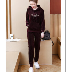 ชุดเซตกันหนาว เสื่้อ+กางเกงผ้ากำมะหยี่ รอบอกใส่ได้ตั้งแต่ 44-52 หน้าผ้า 52 นิ้วค่ะ กางเกงรอบเอว 34-46 สะโพก 44-54 นิ้วค่ะ ผ้าดี งานสวย คุ้มราคามากค่ะ