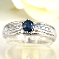 แหวนเงินแท้ราคาถูกชุบทองคำขาว ไพลินแท้ 0.35 กะรัต เพชรCZ 0.12 กะรัต งานประณีตสวยงาม สั่งผลิตค่ะ