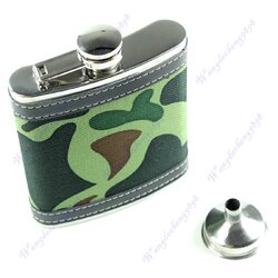 ขวดเหล้าพกพาสเตนเลสหุ้มหนังสีเขียวลายทหาร + กรวยกรอก ขนาด 7 ออนซ์