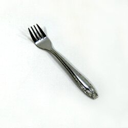 ส้อมกาแฟ ลายไทย ตราจากัวร์ 708/35