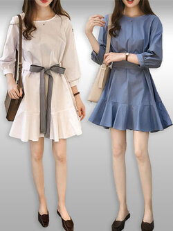 ชุดเดรสแฟชั่นแบบสวยหวาน มี2สี รหัส 2172