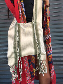 ขายย่าม ย่ามกะเหรี่ยง ย่ามชาวเขา ขายย่ามชาวเขา กระเป๋าสะพายข้าง กระเป๋าแฮนด์เมด