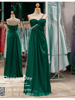 รหัส ชุดไปงานแต่งงาน :PF063 ชุดราตรียาว ไหล่เดี่ยว สีเขียว ใส่แล้วสวยหรูแต่แอบเซ็กซี่เบาๆ ใส่ออกงานกลางคืน ไปงานแต่งงาน งานเลี้ยง งานรับรางวัล งานบายเนียร์ งานพรอม งานกาล่าดินเนอร์ งานเดินพรหมแดง หรือชุดเพื่อนเจ้าสาว สวยปังมาก