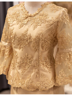 รหัส เสื้อเจ้าภาพ : PFL194 ขายเฉพาะเสื้อ เสื้อผู้ใหญ่ไปงานแต่งกลางวัน เช้า บ่าย ขายเฉพาะเสื้อ เสื้อออกงานวัยกลางคนแบบผ้าไหม สวย เรียบ หรู สำเนา