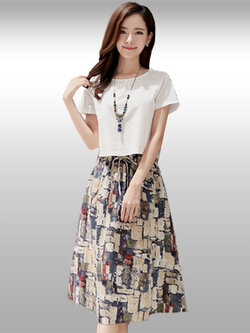ชุดเซทเสื้อครอปแฟชั่นสีขาวคอกลมแขนสั้น มาพร้อมกระโปรงทรงยาวหลากสี รหัส 1868