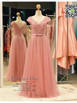 รหัส ชุดราตรี : PFL052 แขนกุด สีชมพูกลีบบัว สวยหรู สง่า ใส่ออกงานกลางคืน งานรับกระบี่ งานพรหมแดง ไปงานแต่งงาน ชุดยกน้ำชา ชุดถ่ายพรีเวดดิ้งใส่ถ่ายพรีเวดดิ้งแนวเจ้าหญิง ริมทะเล หรือในสวน แบบชมพู่ หรือใส่งานวันจริง ที่สวยที่สุดในโลก