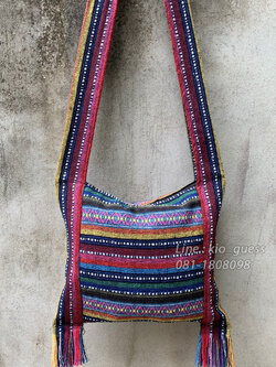 Size M ขายย่าม ย่าม ย่ามกะเหรี่ยง ย่ามชาวเขา กระเป๋าผ้านากา ขายย่ามกระเหรี่ยงทอมือ กระเป๋าฮิปปี้ กระเป๋าโบฮีเมียน กระเป๋าแนวๆ กระเป๋าแนวเซอร์ๆ ย่ามราคาถูก