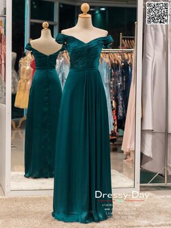 รหัส ชุดราตรี : PFL027 ชุดราตรียาวพร้อมส่ง สีเขียว แบบมีแขนเปิดไหล่ โอบไหล่ จับเดรปอก ผ้าเครปซาตินอย่างดี ใส่ไปงานแต่งงานกลางคืน ชุดงานเลี้ยง ชุดพิธีกร น่ารักมาก