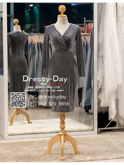 รหัส ชุดเจ้าภาพ :PFS074 ชุดราตรีสั้น พร้อมส่ง มีแขนยาว ผ้ากำมะหยี่ สวย หรู เรียบโก้ คนอ้วน ใส่สวยมากค่ะ