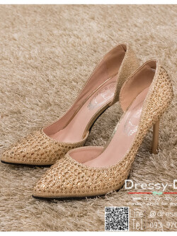 รหัส รองเท้าไปงาน : RR004 รองเท้าเจ้าสาวสีทอง พร้อมส่ง ตกแต่งกริตเตอร์ สวยสง่าดูดีแบบเจ้าหญิง ใส่เป็นรองเท้าคู่กับชุดเจ้าสาว ชุดแต่งงาน ชุดงานหมั้น หรือ ใส่เป็นรองเท้าออกงาน กลางวัน กลางคืน สวยสง่าดูดีมากคะ ราคาถูกกว่าห้างเยอะ